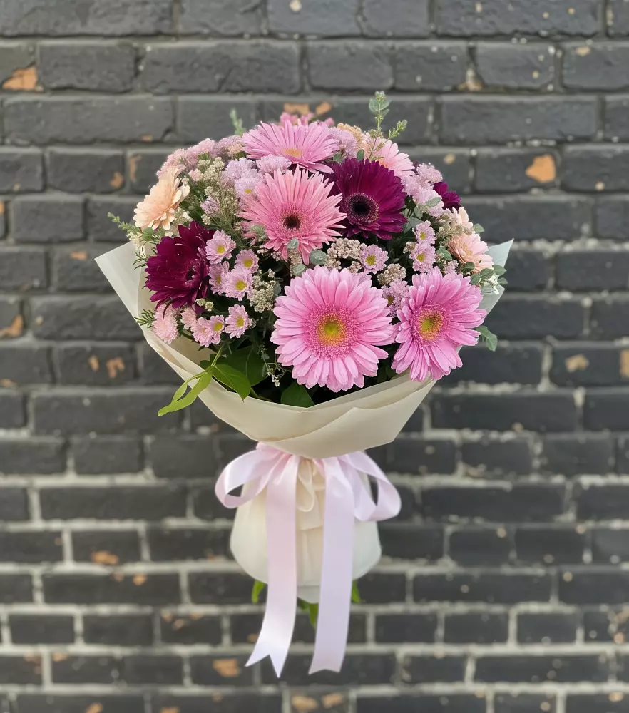 Букет цветов из: Герберы и Хризантемы в Урюпинске