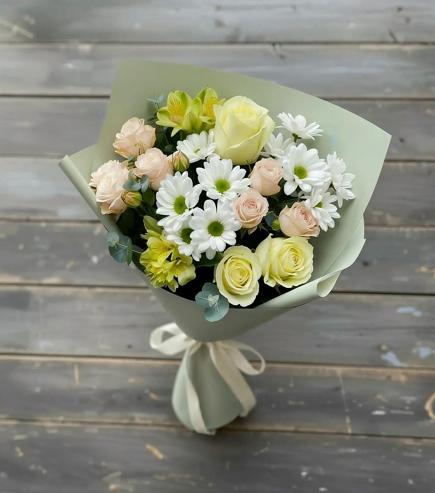 Букет цветов из: Альстромерии, Розы и Хризантемы в Урюпинске