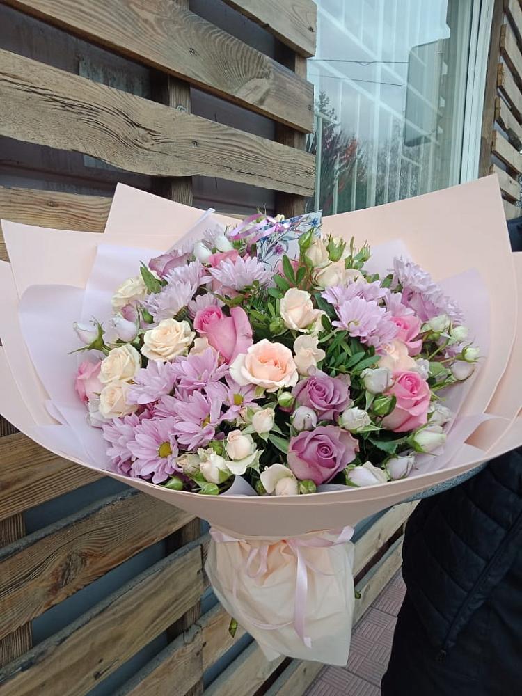 Букет цветов из: Розы и Хризантемы в Урюпинске