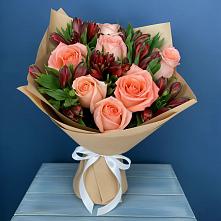 Букет цветов из:  Розы и Альстромерии в Урюпинске