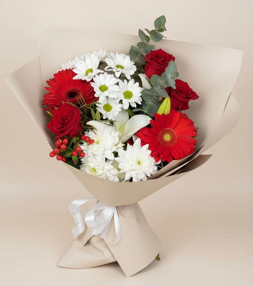 Букет цветов из: Розы, Хризантемы, Герберы и Лилии в Урюпинске