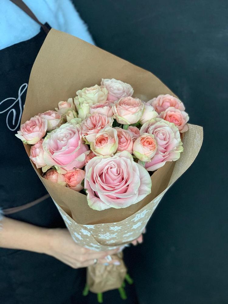 Букет цветов из: Хризантемы и Розы в Урюпинске