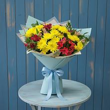 Букет цветов из:  Альстромерии и Хризантемы в Урюпинске