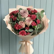 Букет цветов из:  Гвоздики и Розы в Урюпинске