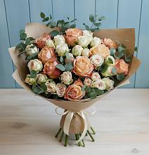 Букет цветов из:  Альстромерии и Розы в Урюпинске