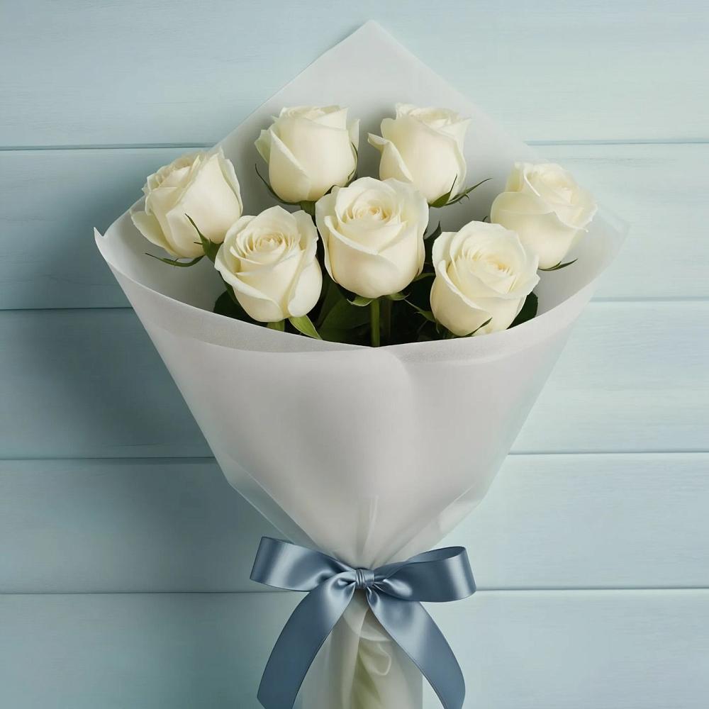 Букет 7 Белых роз Эдлесс Лав в Урюпинске